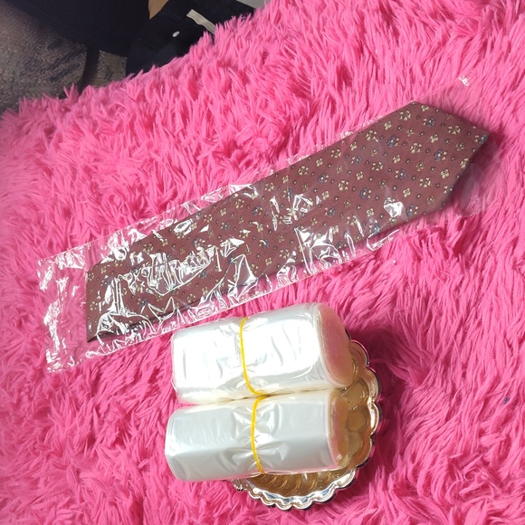 Clear Plastic bag Long 200 pcs 4" x 16" not resealable - Picture 2 of 3